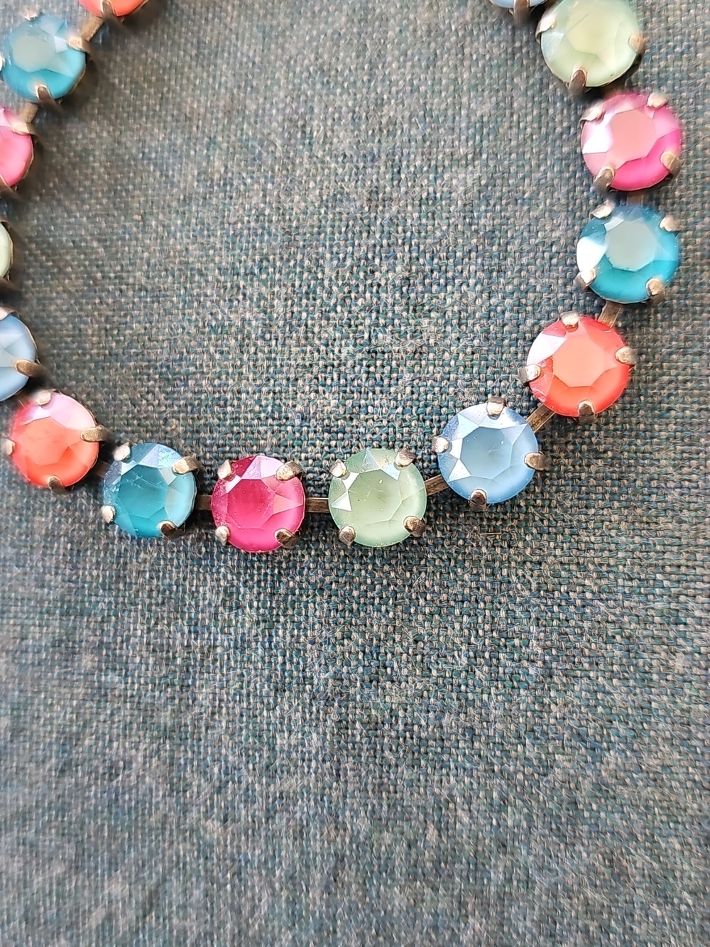 Sabika Inspired Crystal Bracelet - Picture 4 of 6